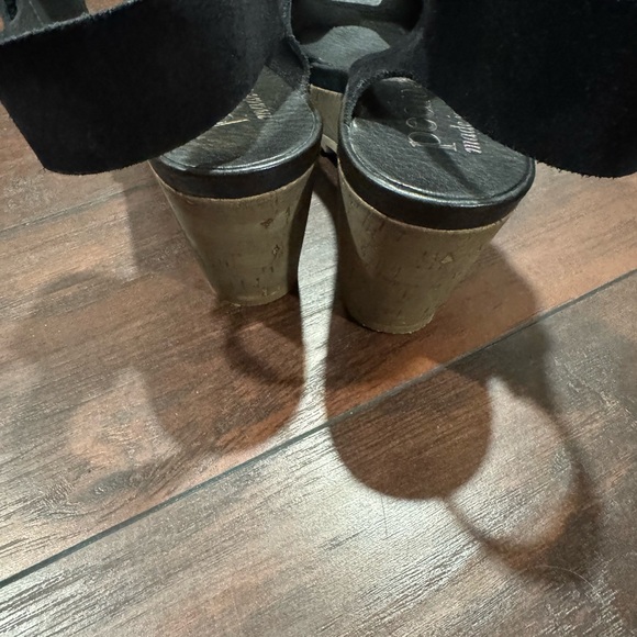 Pedro García Platform Heels - Picture 6 of 6